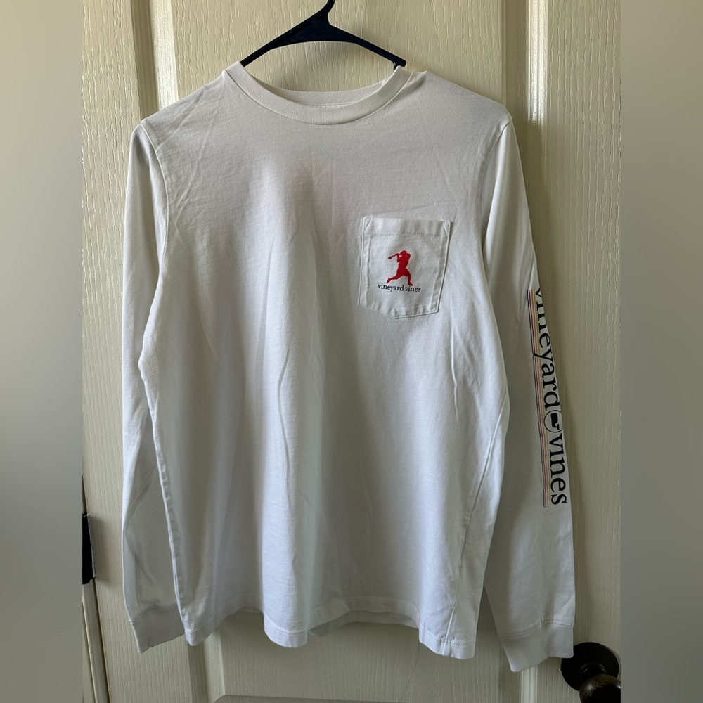 EUC Vineyard Vines size 18 lacrosse shirt
